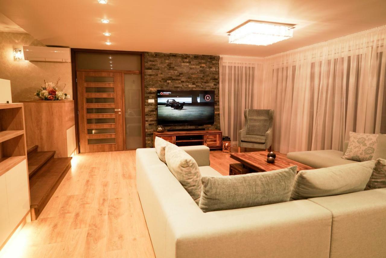 Luxury Villa Moravany nad Váhom المظهر الخارجي الصورة